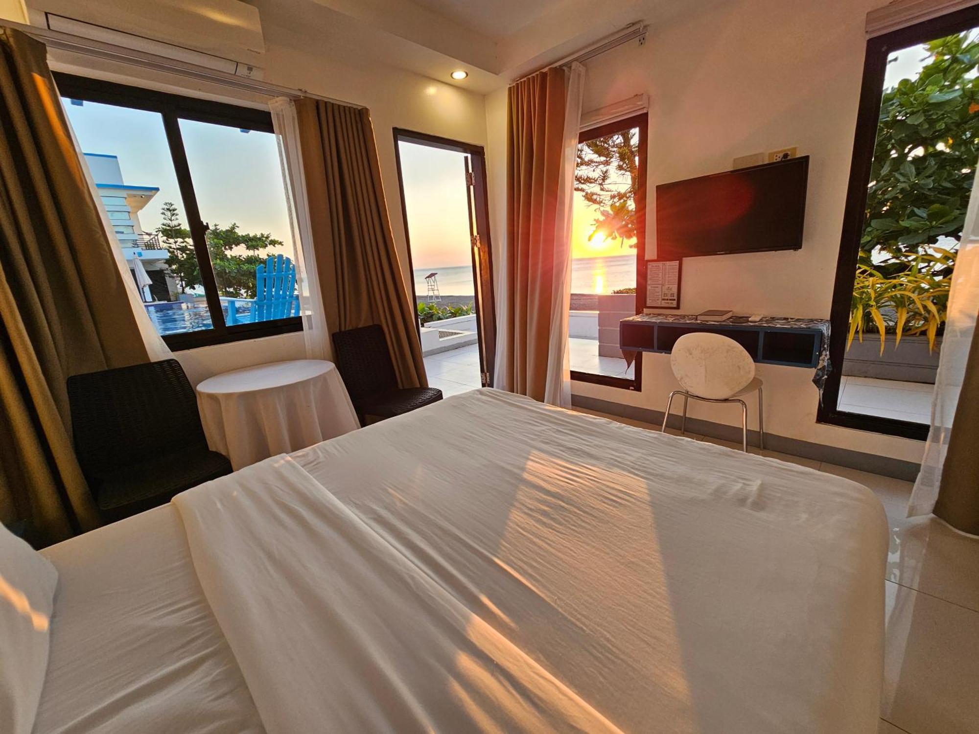 Blue Coast Beach Hotel Santa Ana  Exteriér fotografie